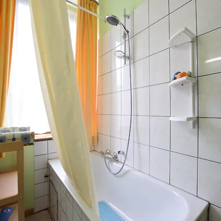 Lovely In * Marcourt